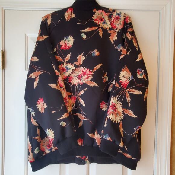 Chaps‎ Women's Black Floral Snap Front Satiny Bomber Jacket Sz 1X - Picture 2 of 8